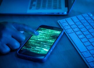 Neuer iPhone-Hack „DarkSword“ zielt über kompromittierte Websites auf Benutzer ab