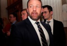 Маркуейн Маллін очолив Міністерство внутрішньої безпеки: Погляд на нового секретаря