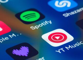 YouTube Music oferuje teraz listy odtwarzania generowane przez sztuczną inteligencję