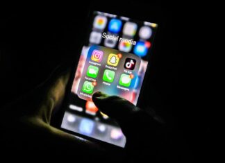 Дезинформация Бушует в TikTok-Контенте о СДВГ: Исследование Показывает, что Более Половины Видео Неточны