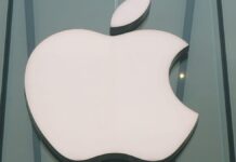 Правила App Store від Apple входять у конфлікт із розквітом «вайб-кодингу»