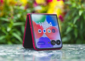 Kan Motorola de kloof overbruggen? Het pleidooi voor het brengen van internationale functies naar de Amerikaanse Razr Ultra