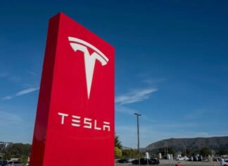 NHTSA завершила расследование в отношении функции Tesla «Actually Smart Summon»