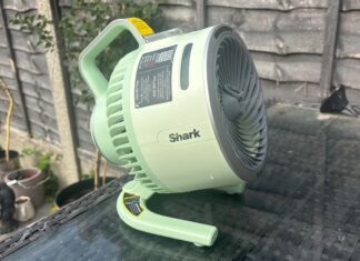 Обзор Shark Flexbreeze Hydrogo: портативный вентилятор с увлажнением для людей со «синдромом сухого глаза»